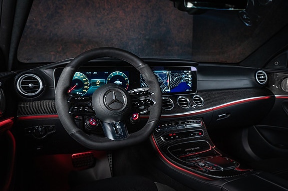 Mercedes-Benz AMG GT 43 23 of 30