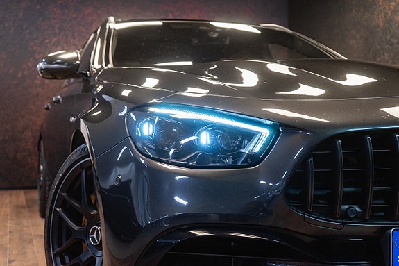 Mercedes-Benz AMG GT 43 4 of 30