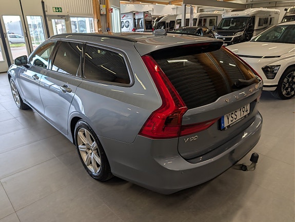 Volvo V90 4 of 15