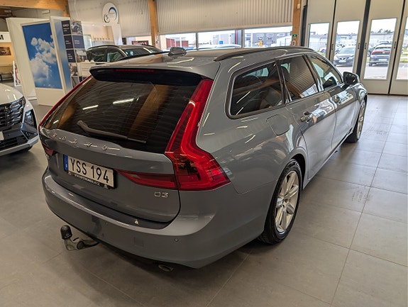 Volvo V90 3 of 15
