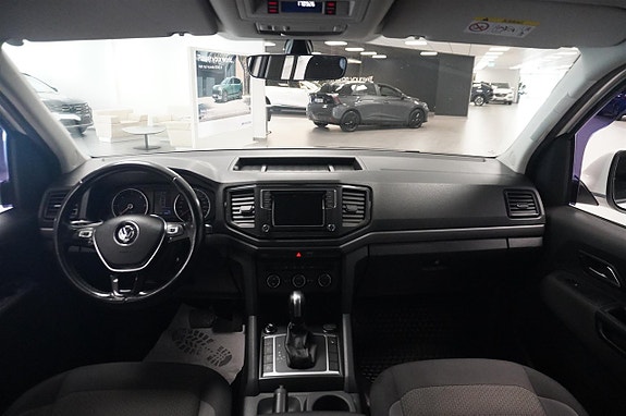 Volkswagen Amarok 9 of 12