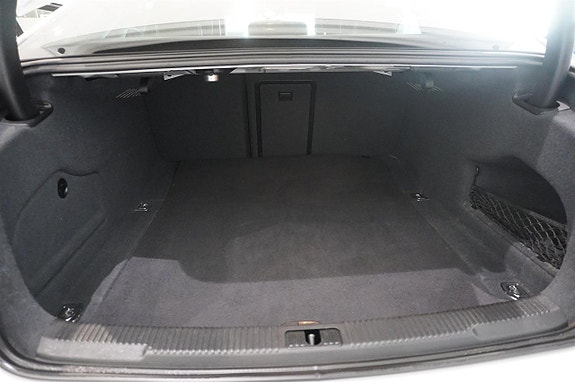 Audi A6 9 of 11