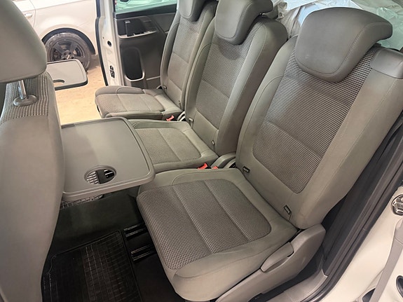 Volkswagen Sharan 22 of 22