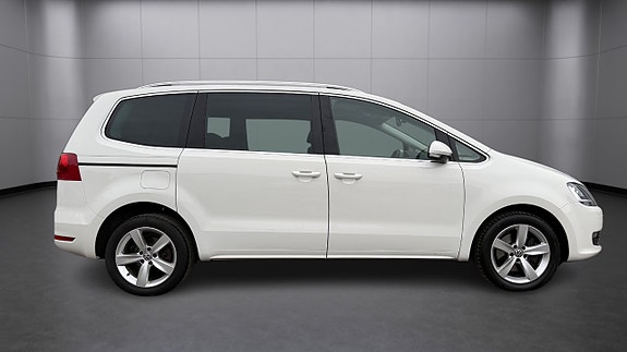 Volkswagen Sharan 3 of 22