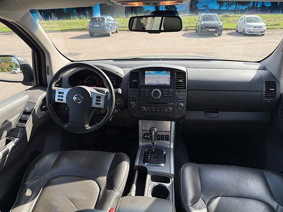 Nissan Navara 16 of 19