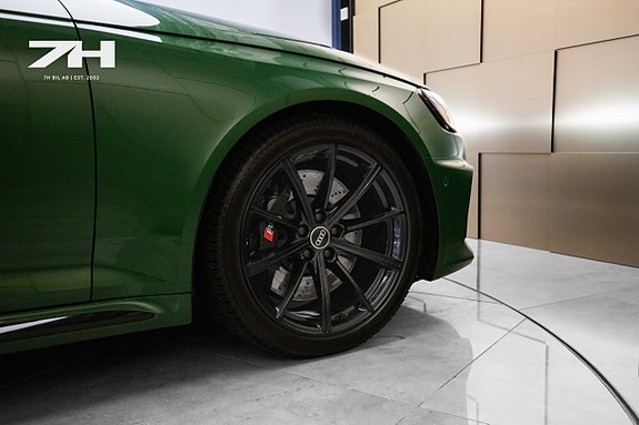 Audi RS4 26 of 26