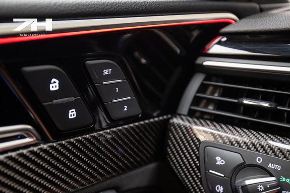 Audi RS4 21 of 26