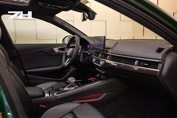 Audi RS4 17 of 26