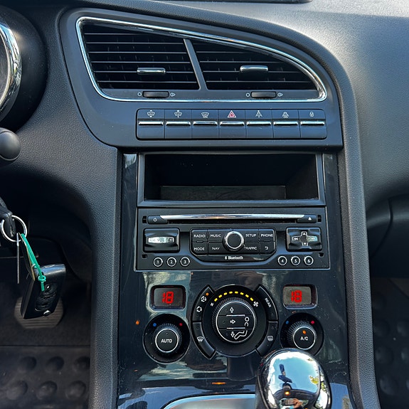 Peugeot 5008 6 of 10