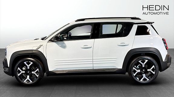 Renault 4 E-Tech 6 of 12
