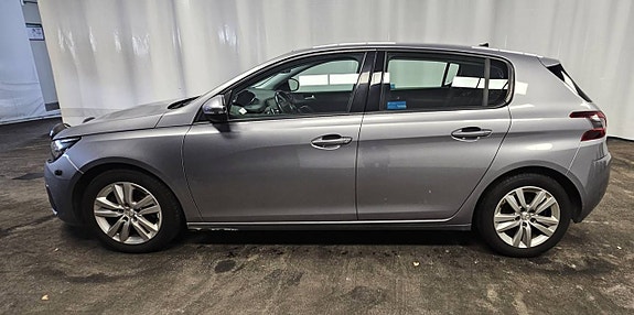 Peugeot 308 11 of 13