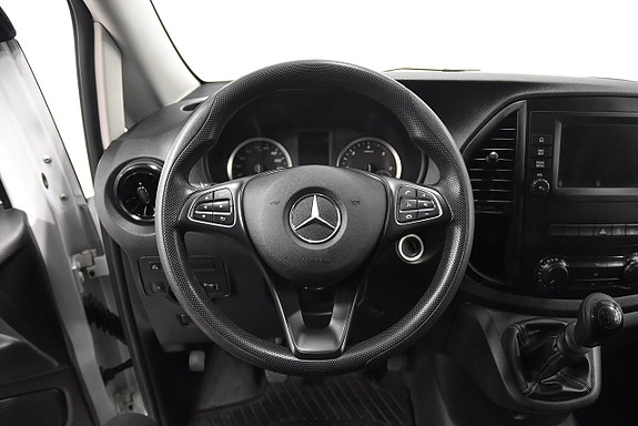 Mercedes-Benz Vito 110 2 of 17