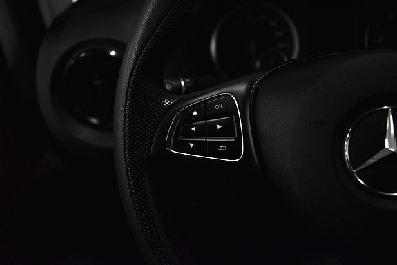 Mercedes-Benz Vito 110 10 of 17