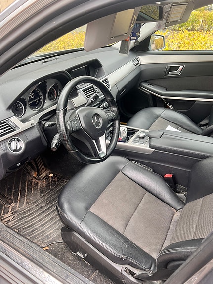 Mercedes-Benz E 250 5 of 5