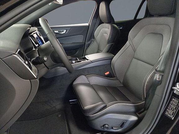 Volvo V60 5 of 15