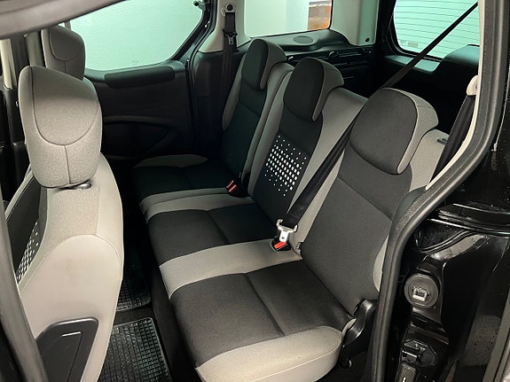 Citroen Berlingo 12 of 23