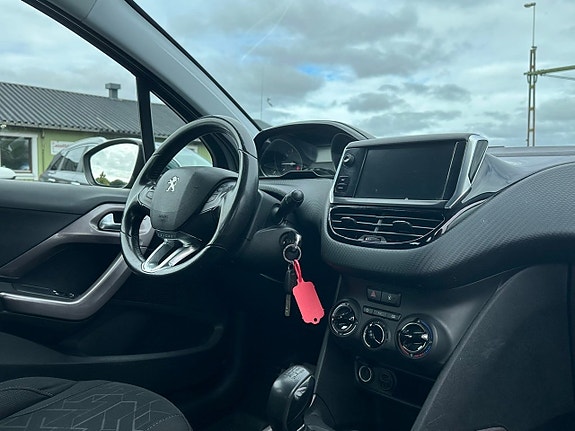 Peugeot 2008 12 of 13
