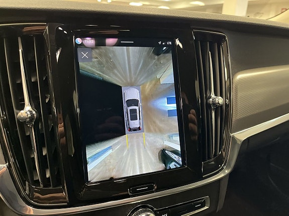 Volvo V90 Cross Country 11 of 11