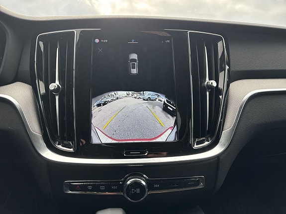 Volvo V60 6 of 6