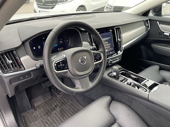 Volvo V90 8 of 10