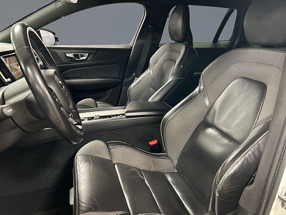 Volvo V60 6 of 13