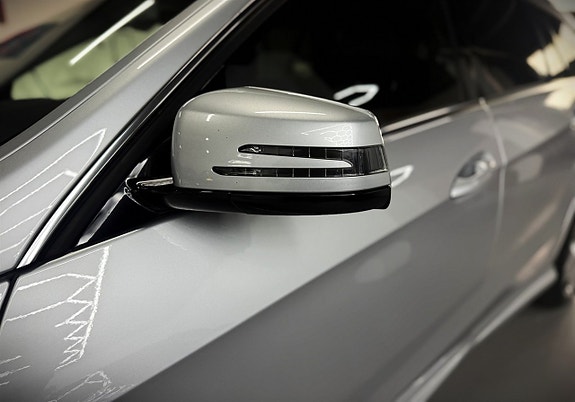 Mercedes-Benz E250 11 of 27