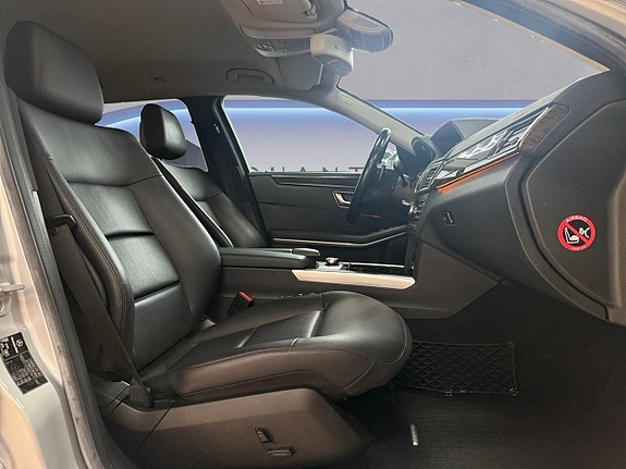 Mercedes-Benz E250 26 of 27