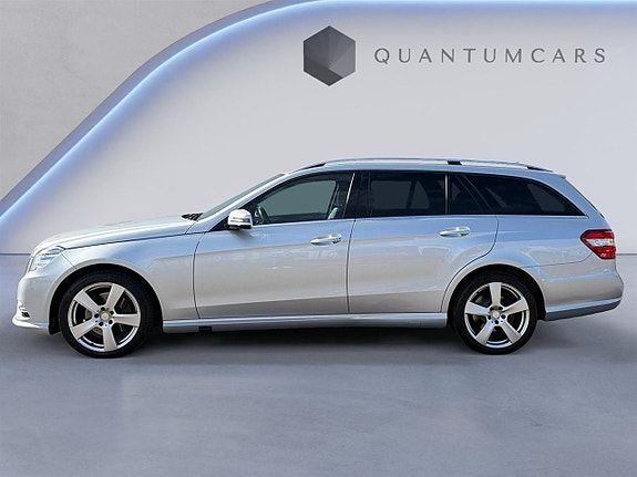 Mercedes-Benz E250 2 of 27