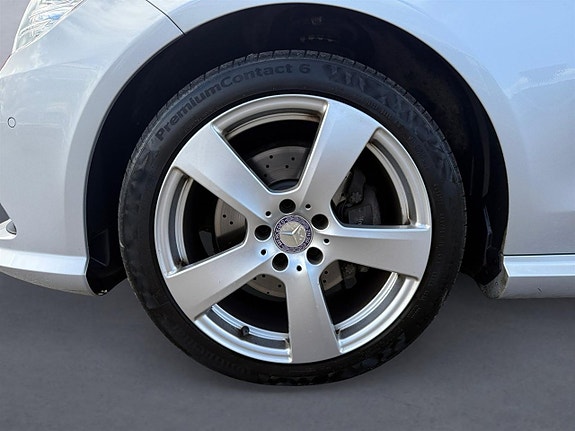 Mercedes-Benz E250 12 of 27