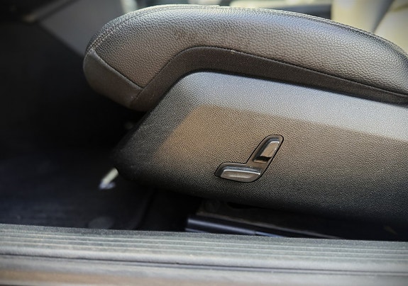 Mercedes-Benz E250 14 of 27