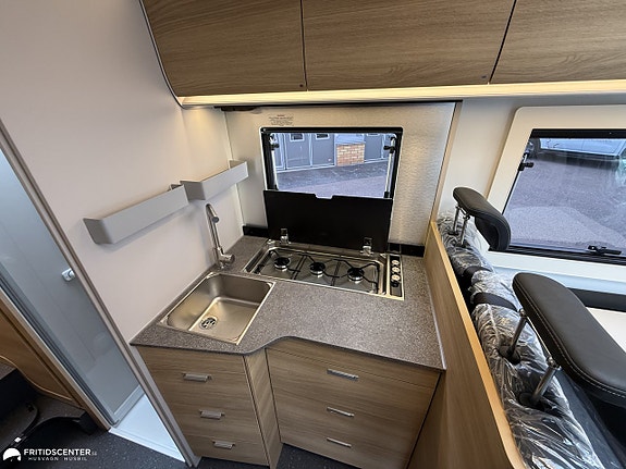 Adria Coral SELECT 670 SL 140HP *NYHET 2027* 8 of 21