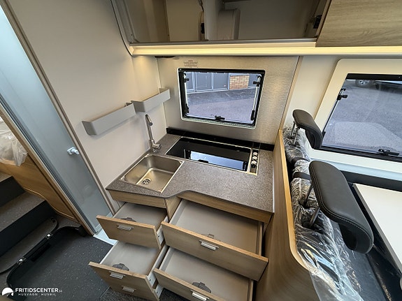 Adria Coral SELECT 670 SL 140HP *NYHET 2027* 10 of 21