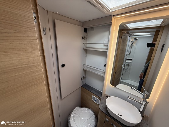 Adria Coral SELECT 670 SL 140HP *NYHET 2027* 19 of 21