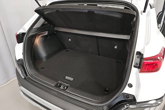 Hyundai Kona 9 of 11
