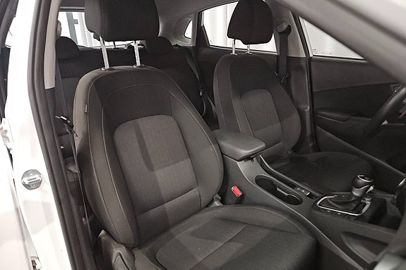 Hyundai Kona 6 of 11