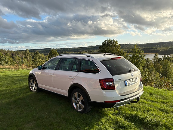Skoda Octavia Scout 8 of 9