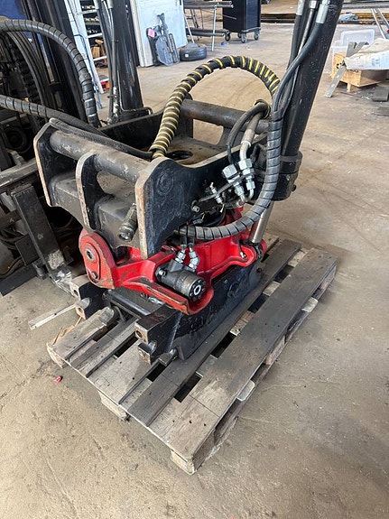 Rototilt R6 S70 3 of 4