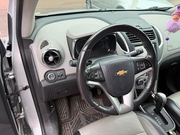 Chevrolet Trax 4 of 6