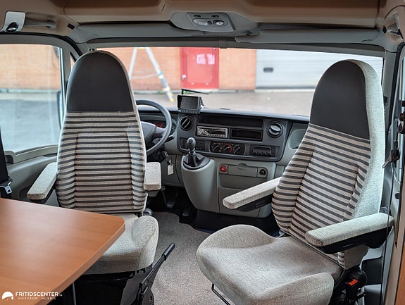 Knaus SUN TI 650 *ALDE / Solpanel / Öppen planlösning 4 of 21