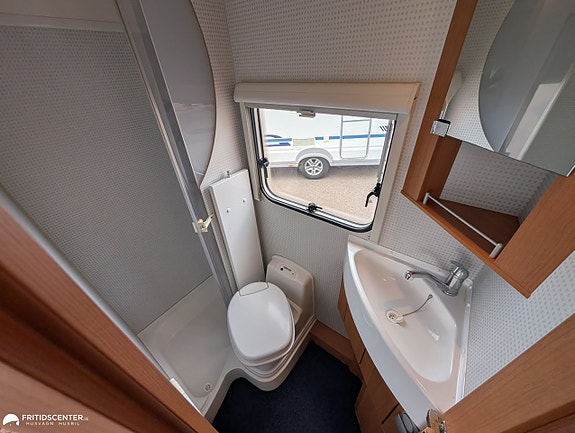 Knaus SUN TI 650 *ALDE / Solpanel / Öppen planlösning 16 of 21