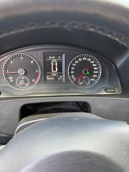 Volkswagen Transporter 9 of 18