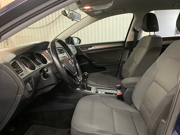 Volkswagen Golf VII 6 of 21
