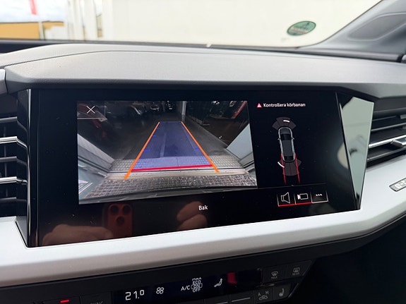 Audi Q4 e-tron 10 of 10