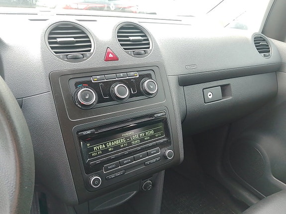 Volkswagen Caddy Maxi 15 of 17