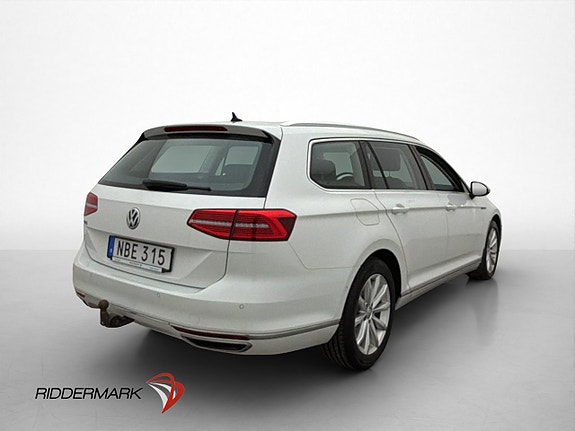 Volkswagen Passat 8 of 30