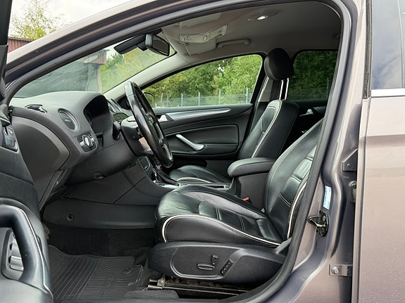 Ford Mondeo 9 of 14