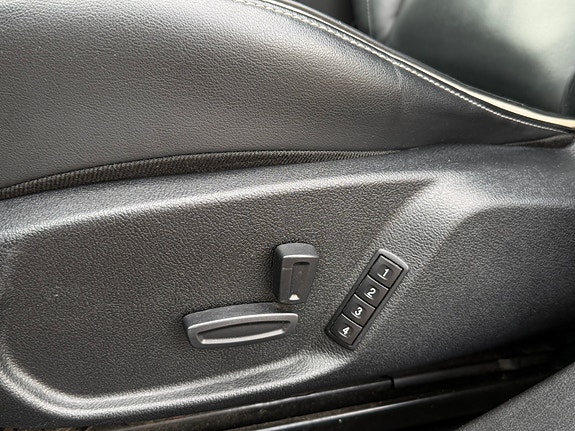 Ford Mondeo 10 of 14