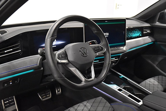 Volkswagen Passat 9 of 29