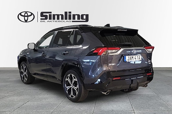Toyota RAV4 Plug-in Hybrid 6 of 26