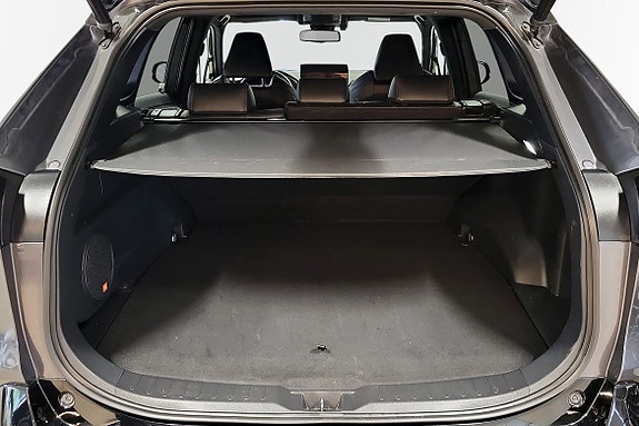 Toyota RAV4 Plug-in Hybrid 21 of 26